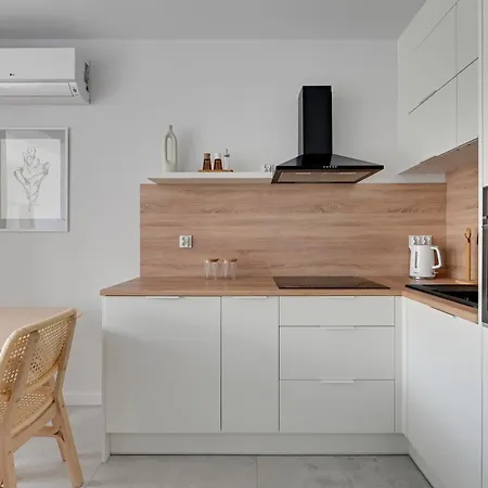 Morze By Grand Apartment *